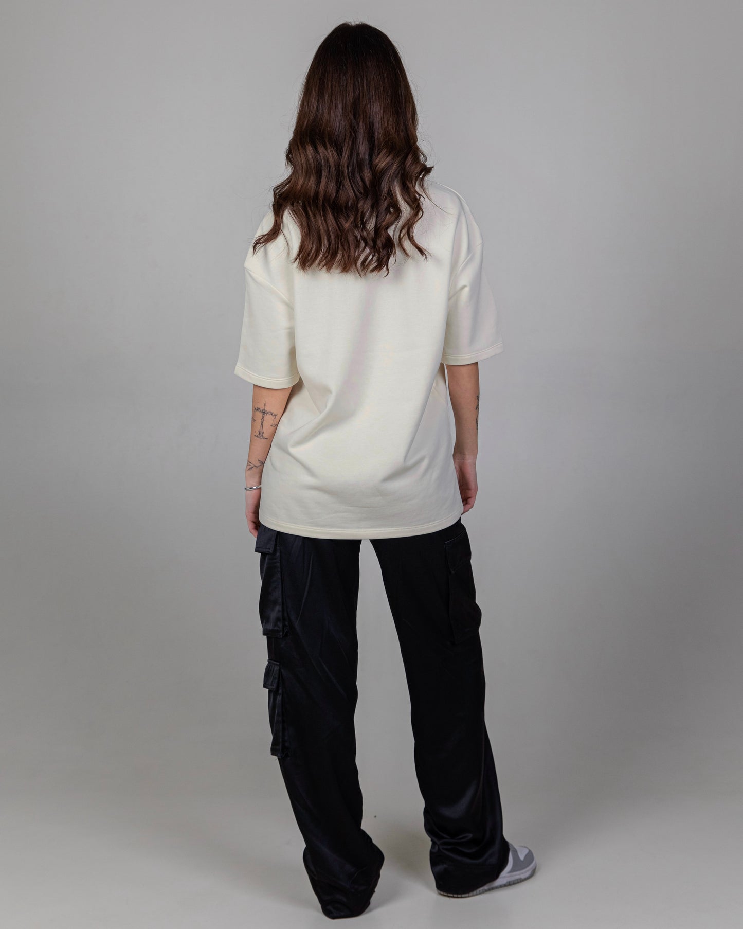 Clean oversize ivory tee